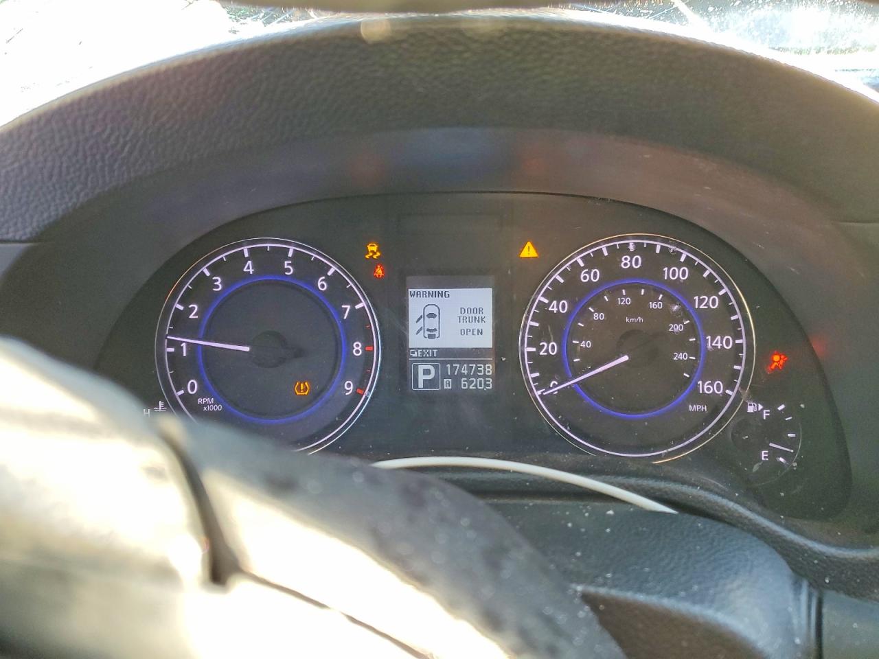 INFINITI G37 X
