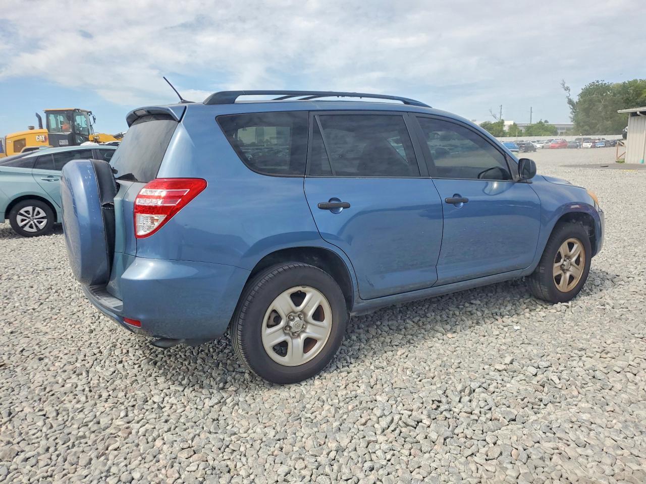 Toyota RAV4 Base