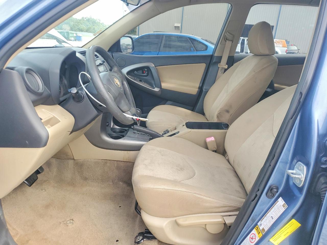 Toyota RAV4 Base