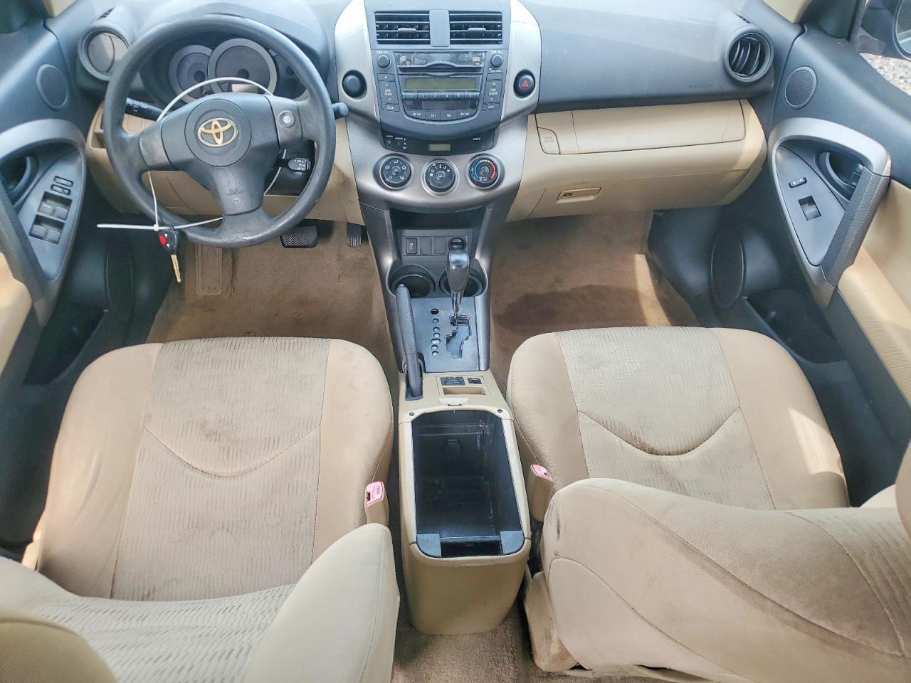 Toyota RAV4 Base