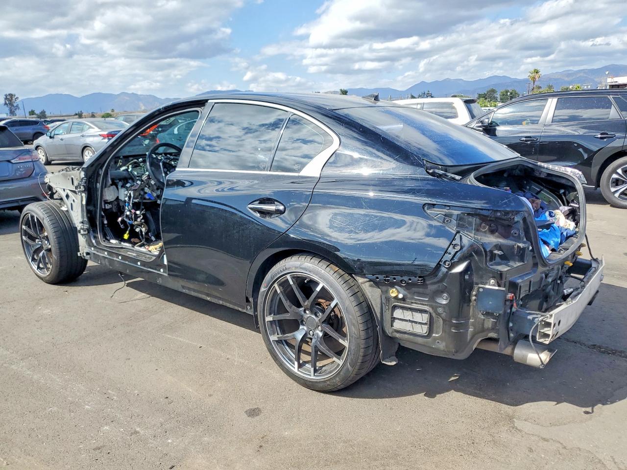 INFINITI Q50 Red Sport 400