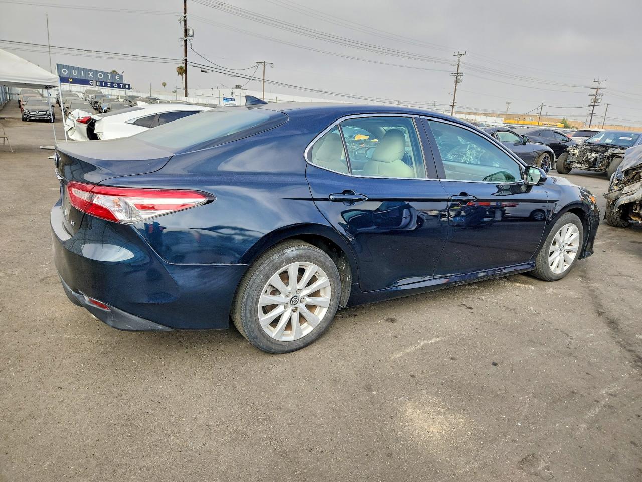 Toyota Camry Le
