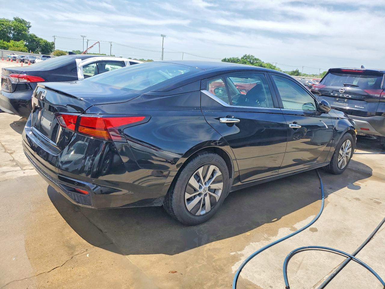 Nissan Altima S