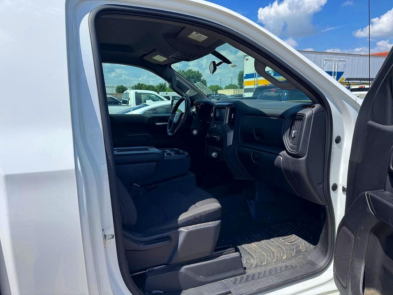 Chevrolet Silverado C1500