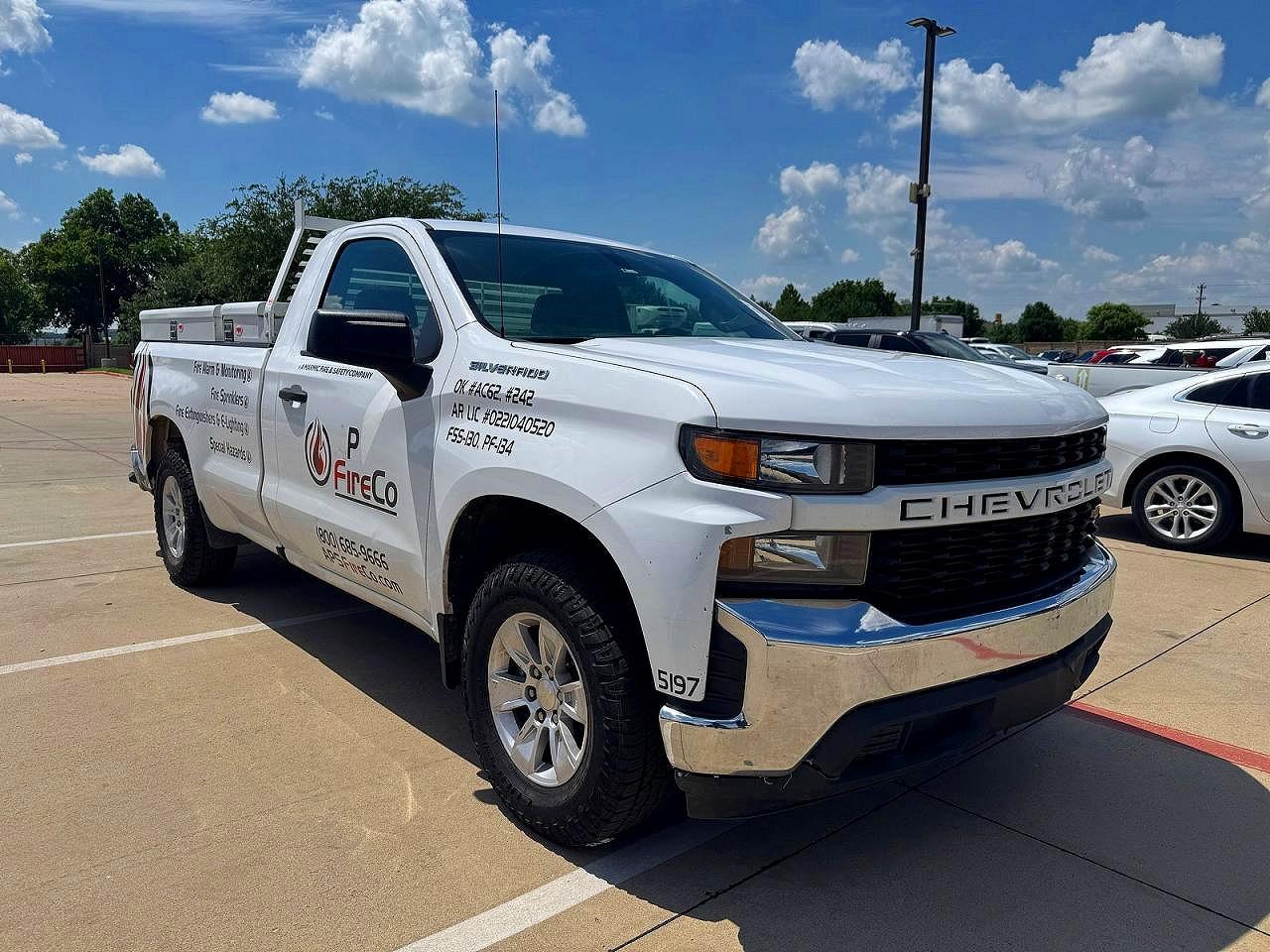 Salvage Chevrolet Silverado Image