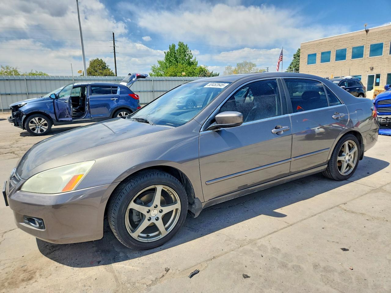 Salvage Honda Accord Image
