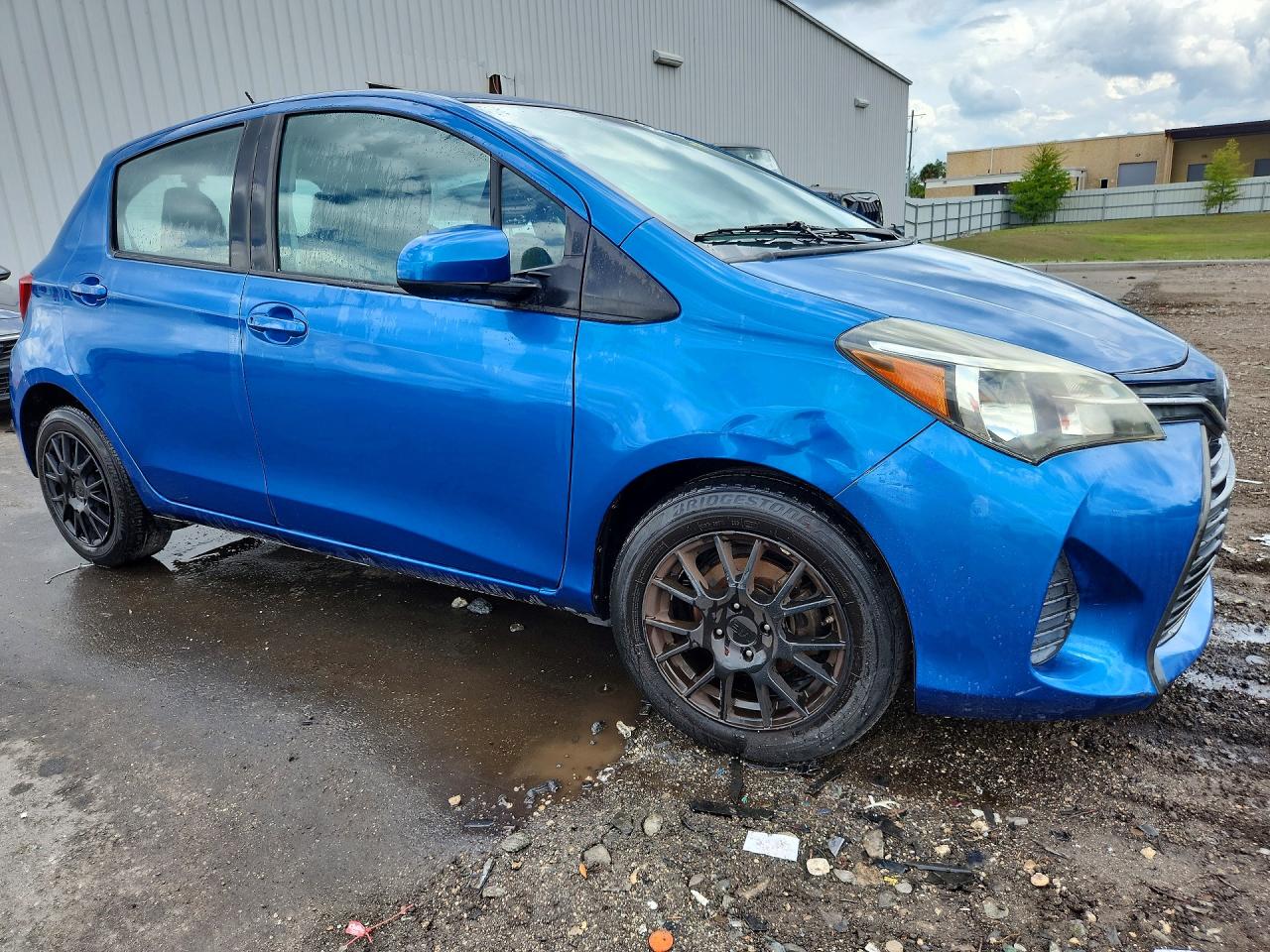 Toyota Yaris 5-door L