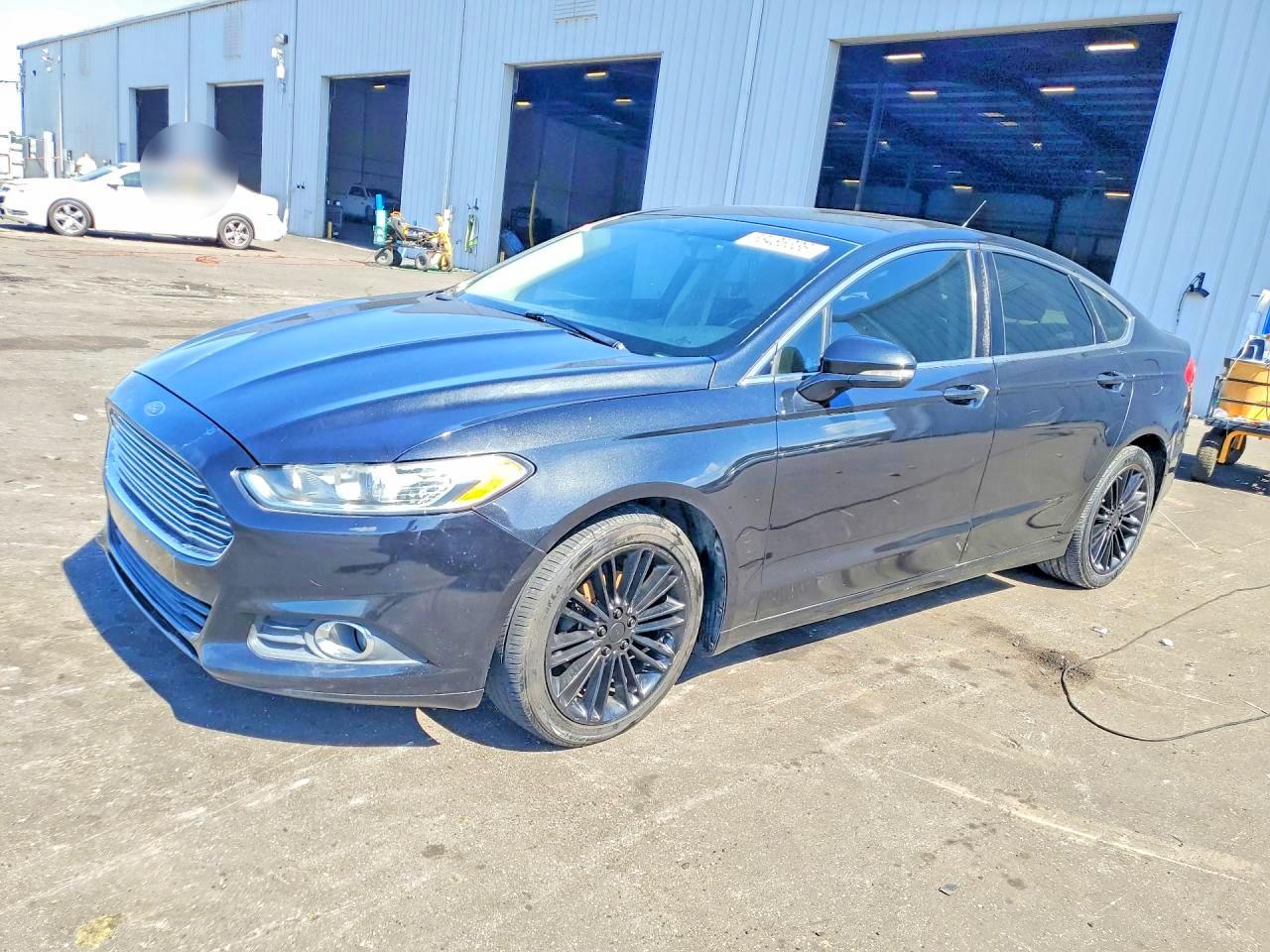 Salvage Ford Fusion Image
