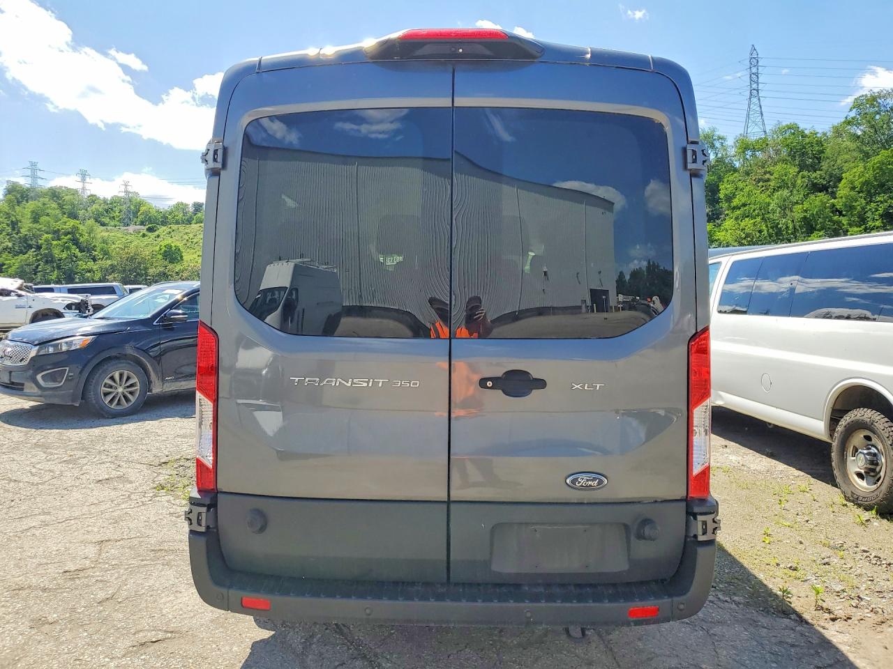 Ford Transit T-350