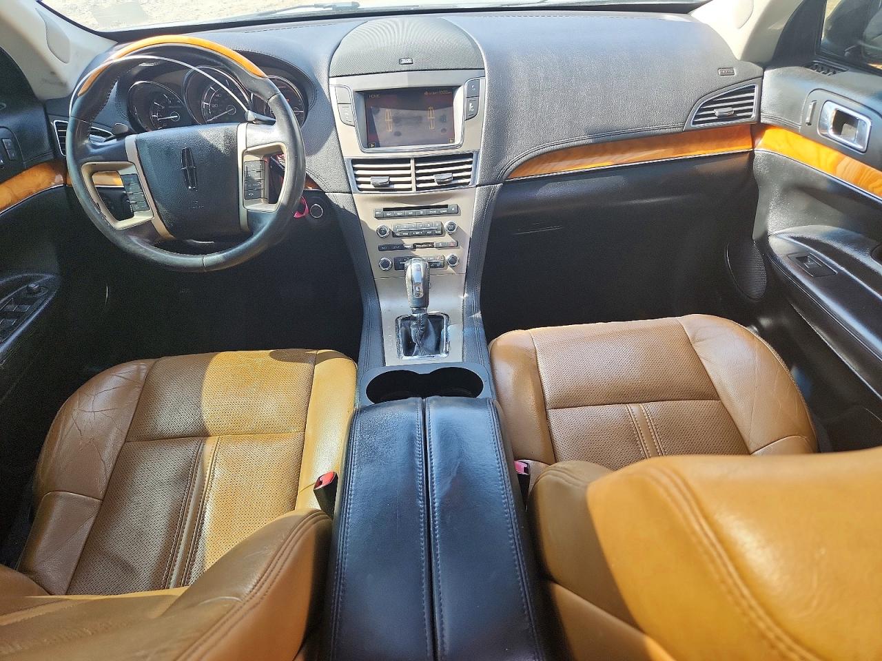 Lincoln MKT