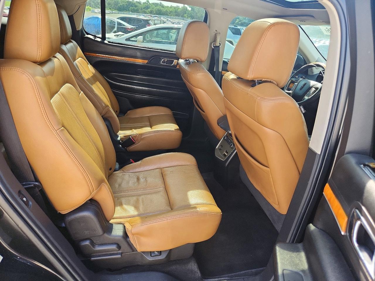 Lincoln MKT