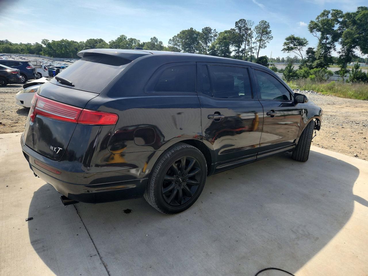 Lincoln MKT