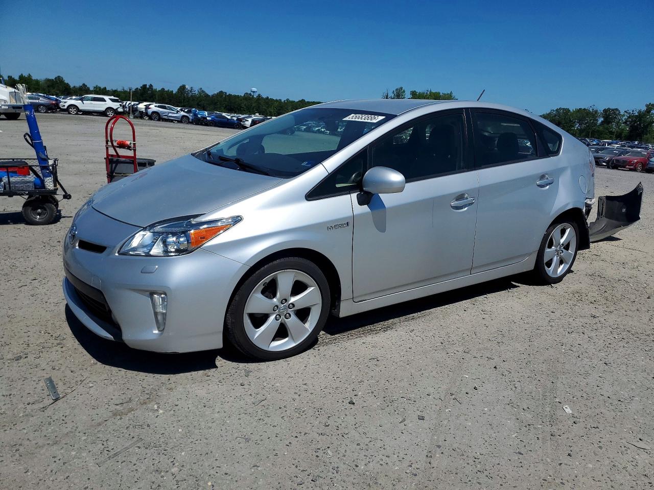 Salvage Toyota Prius Image