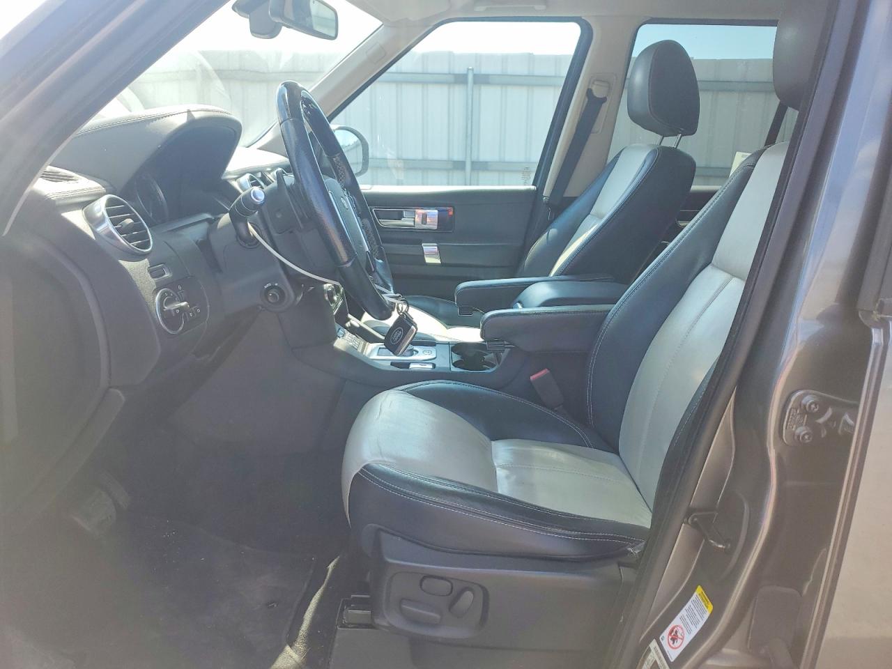 Land Rover LR4