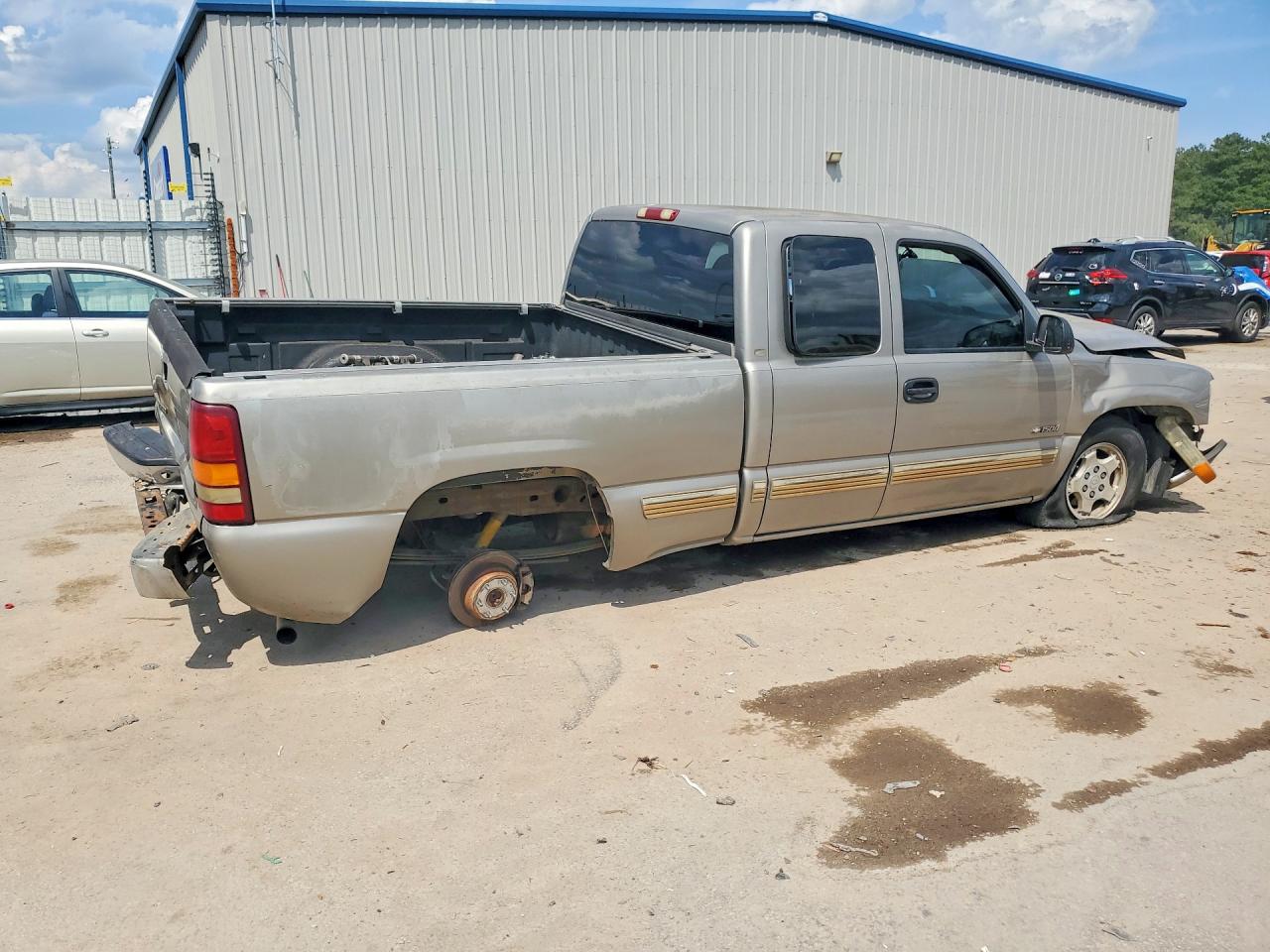 Chevrolet Silverado C1500