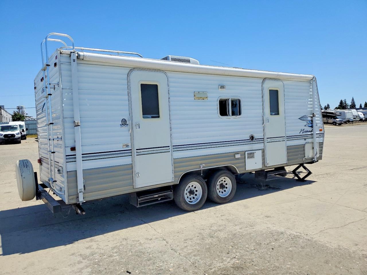 Nomad Trailer