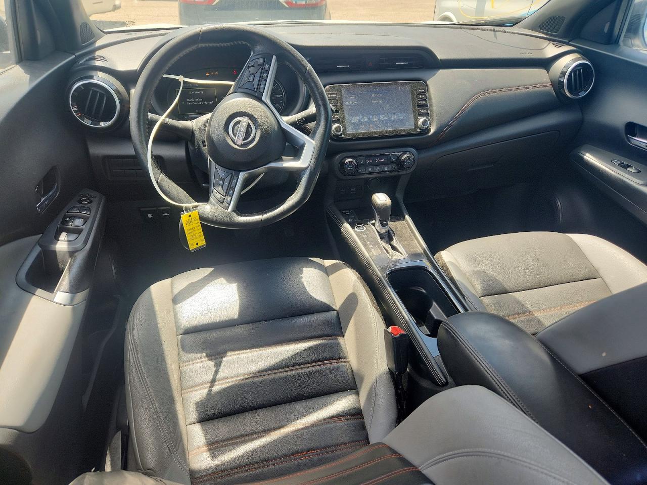 Nissan Kicks Sr