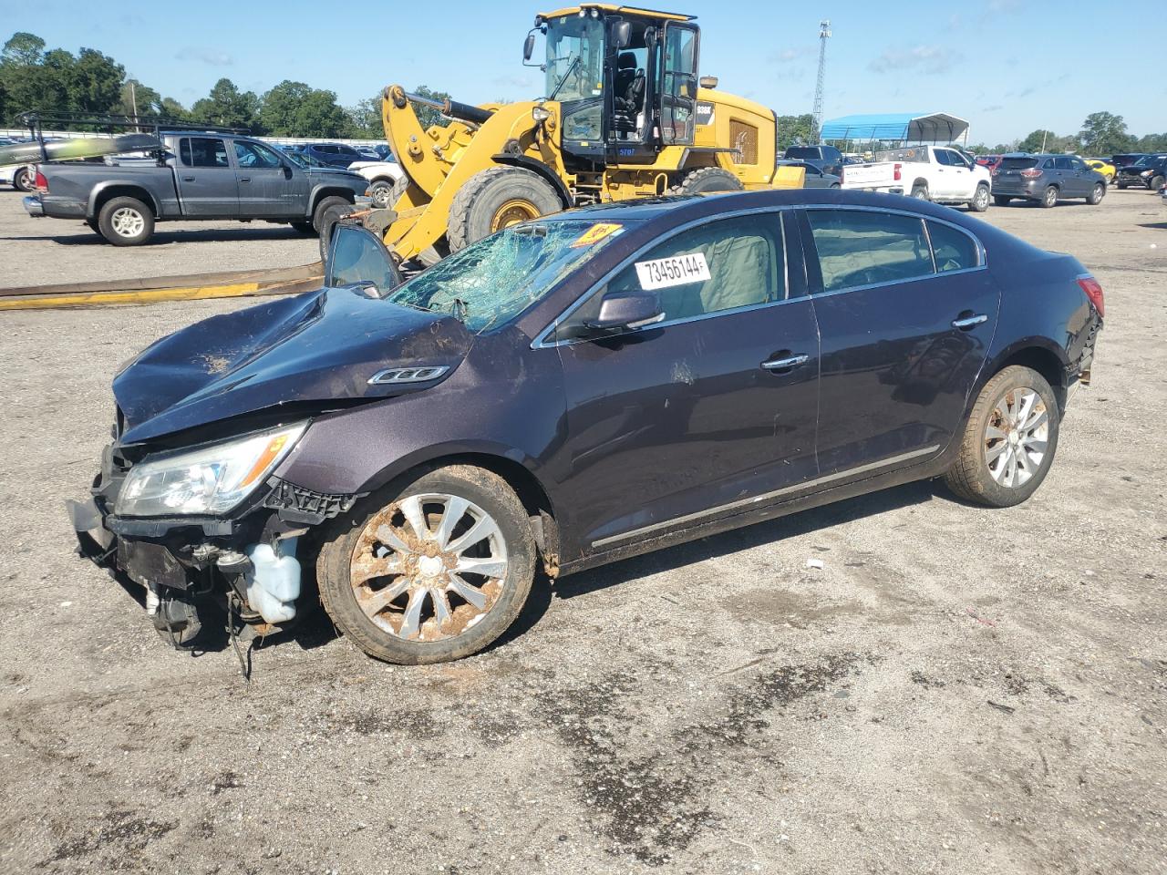 Salvage Buick LaCrosse Image