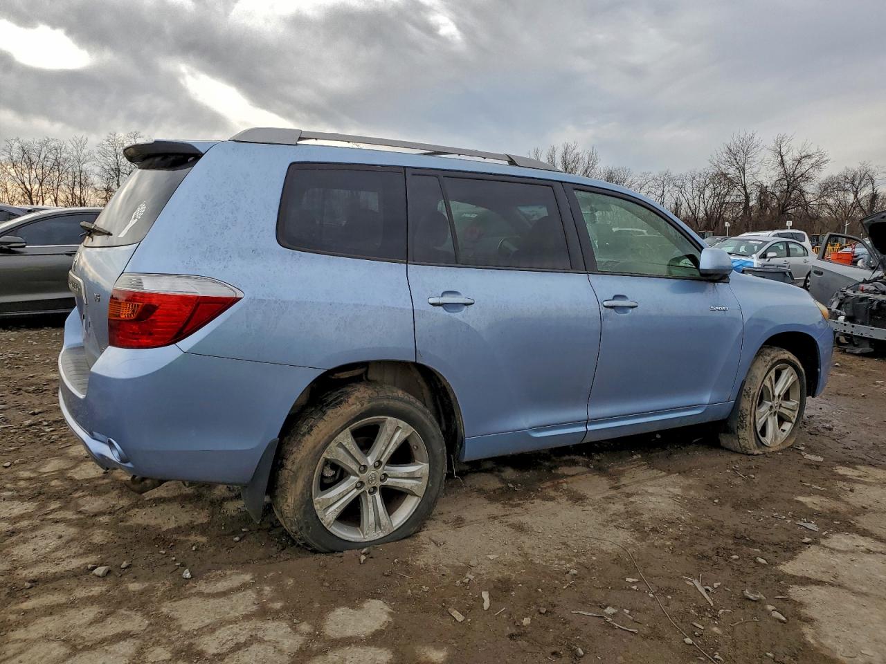 Toyota Highlander Sport