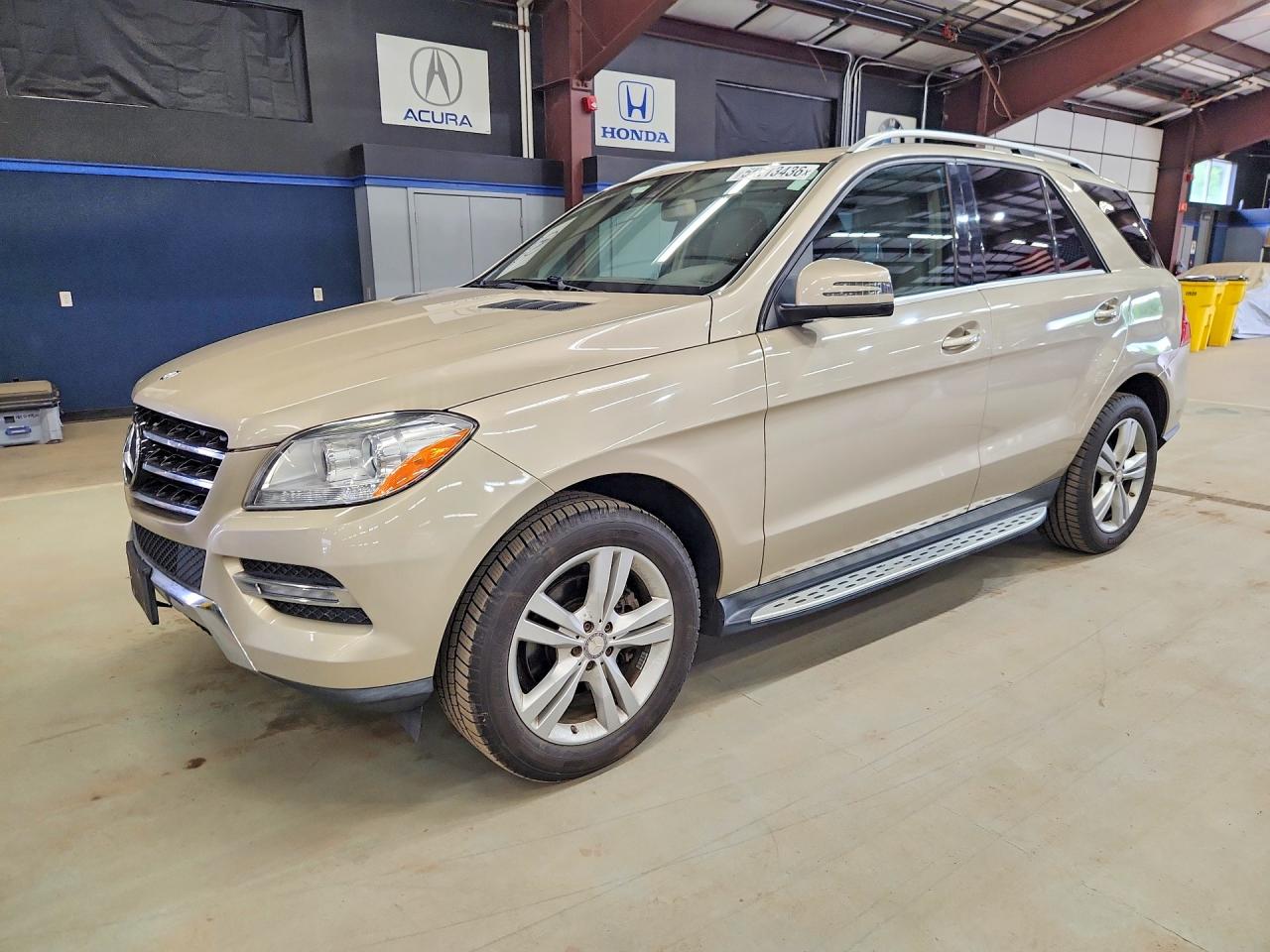 Salvage Mercedes-Benz M-Class Image