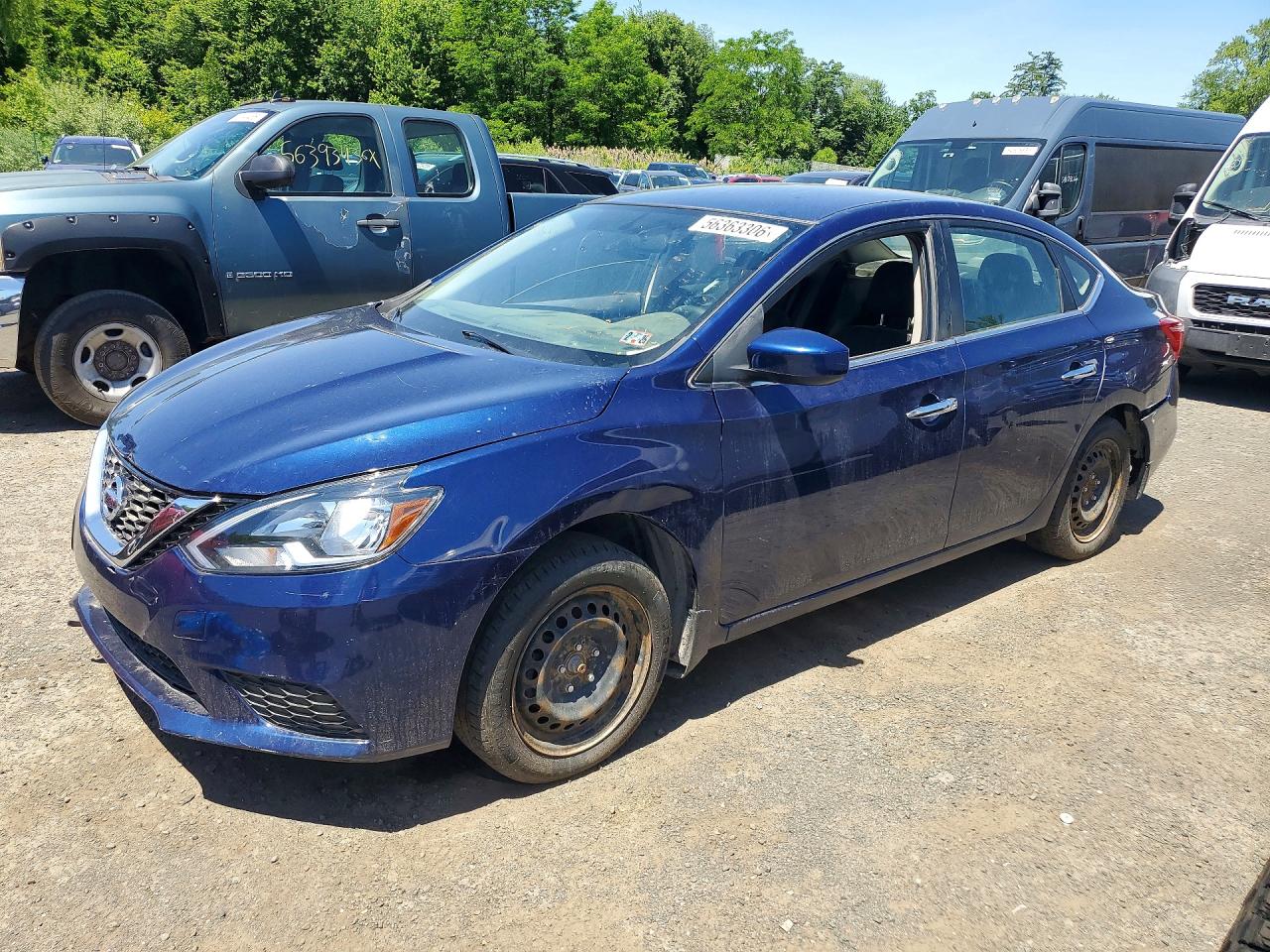 Salvage Nissan Sentra Image