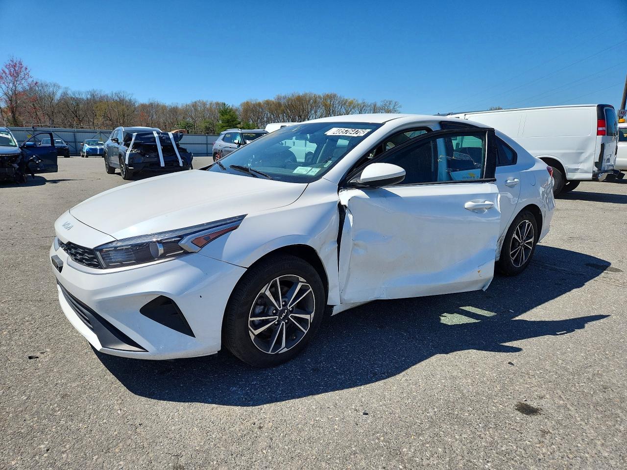 Salvage Kia Forte Image