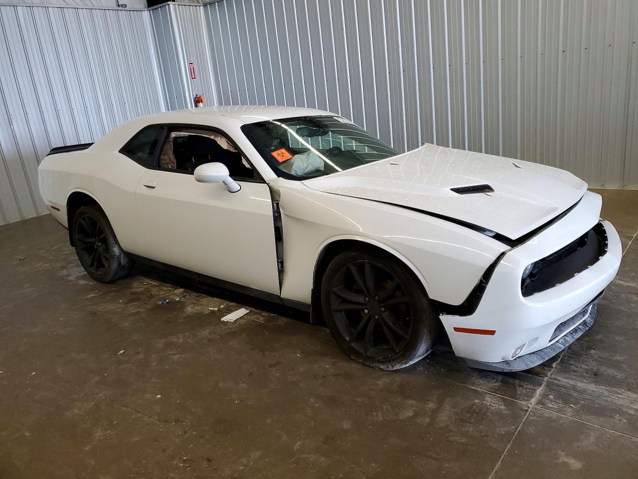 Dodge Challenger Sxt