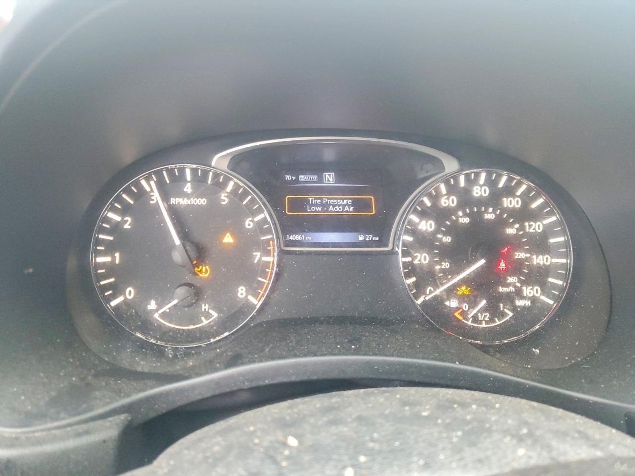 Nissan Pathfinder S