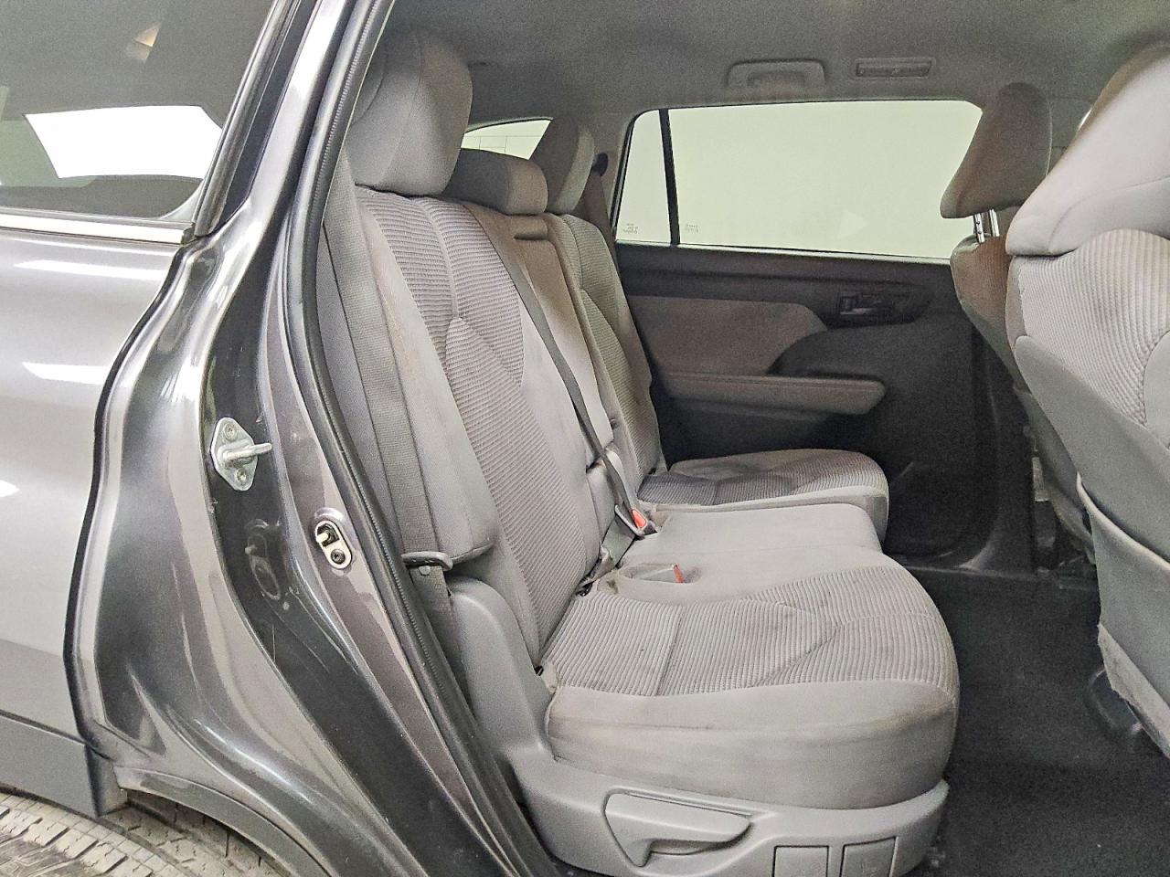 Toyota Highlander Hybrid Le