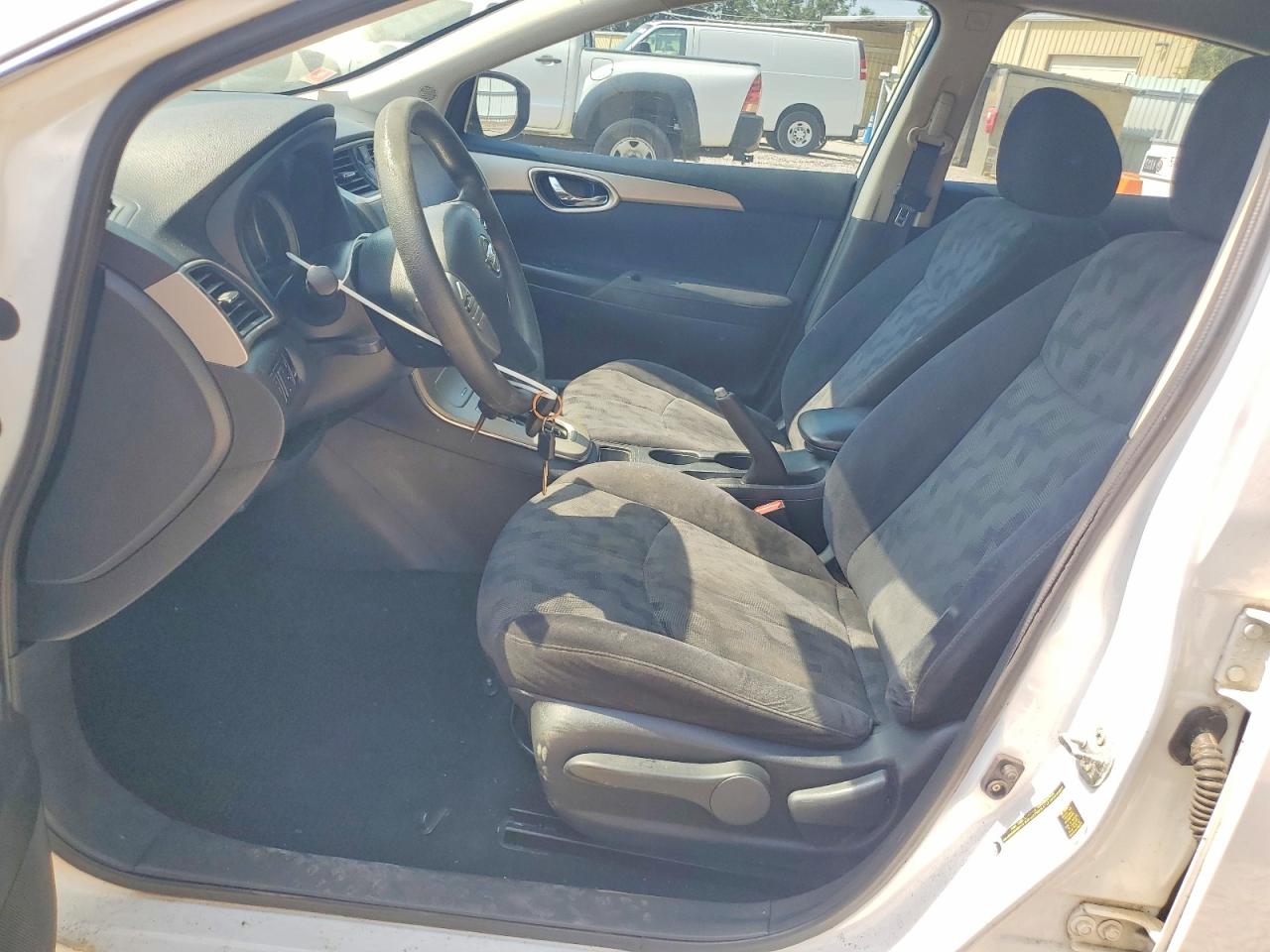 Nissan Sentra S