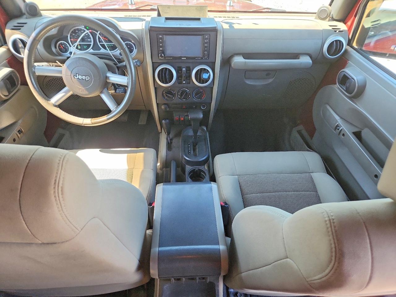 Jeep Wrangler Sahara