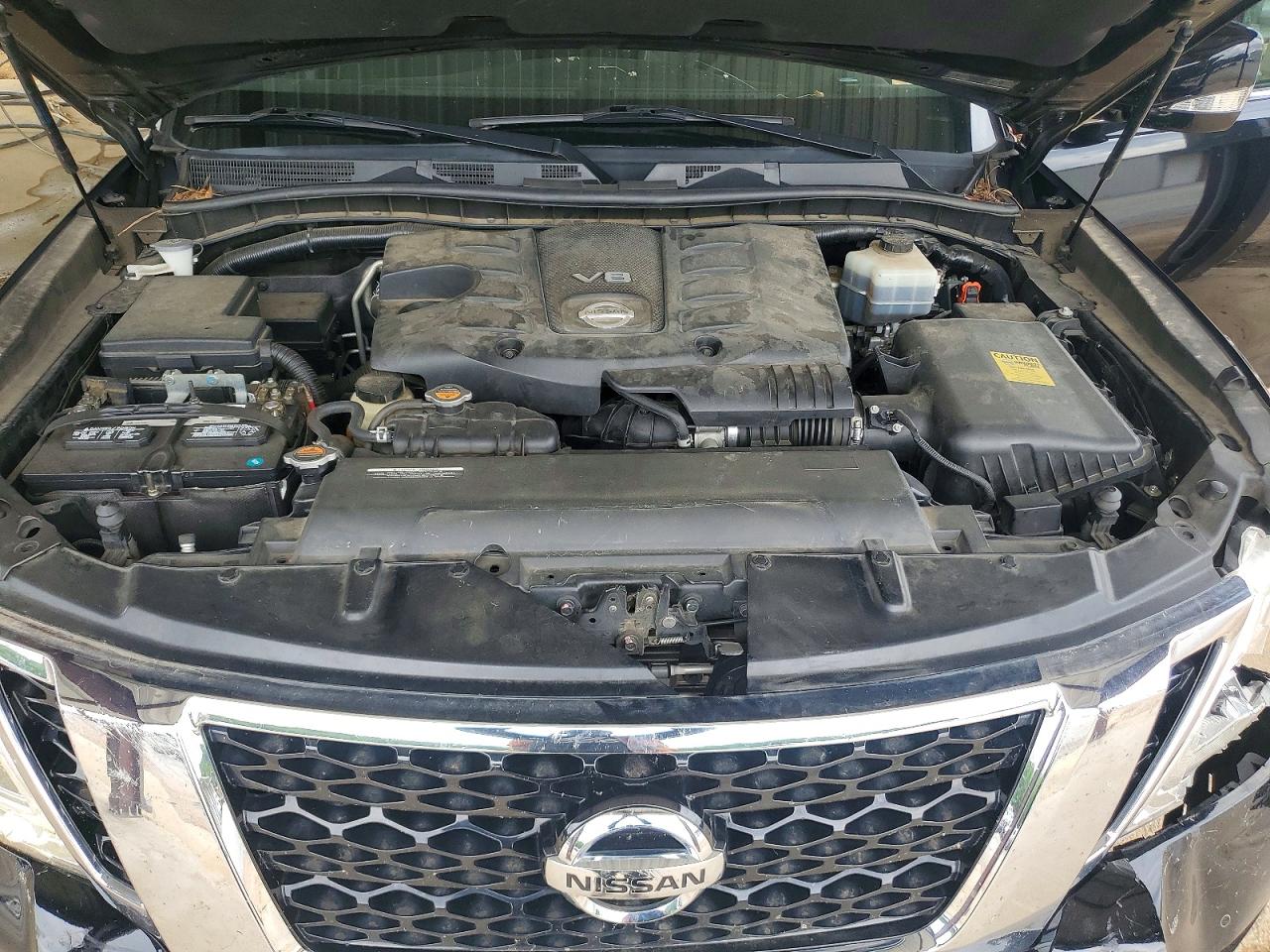 Nissan Armada Sv