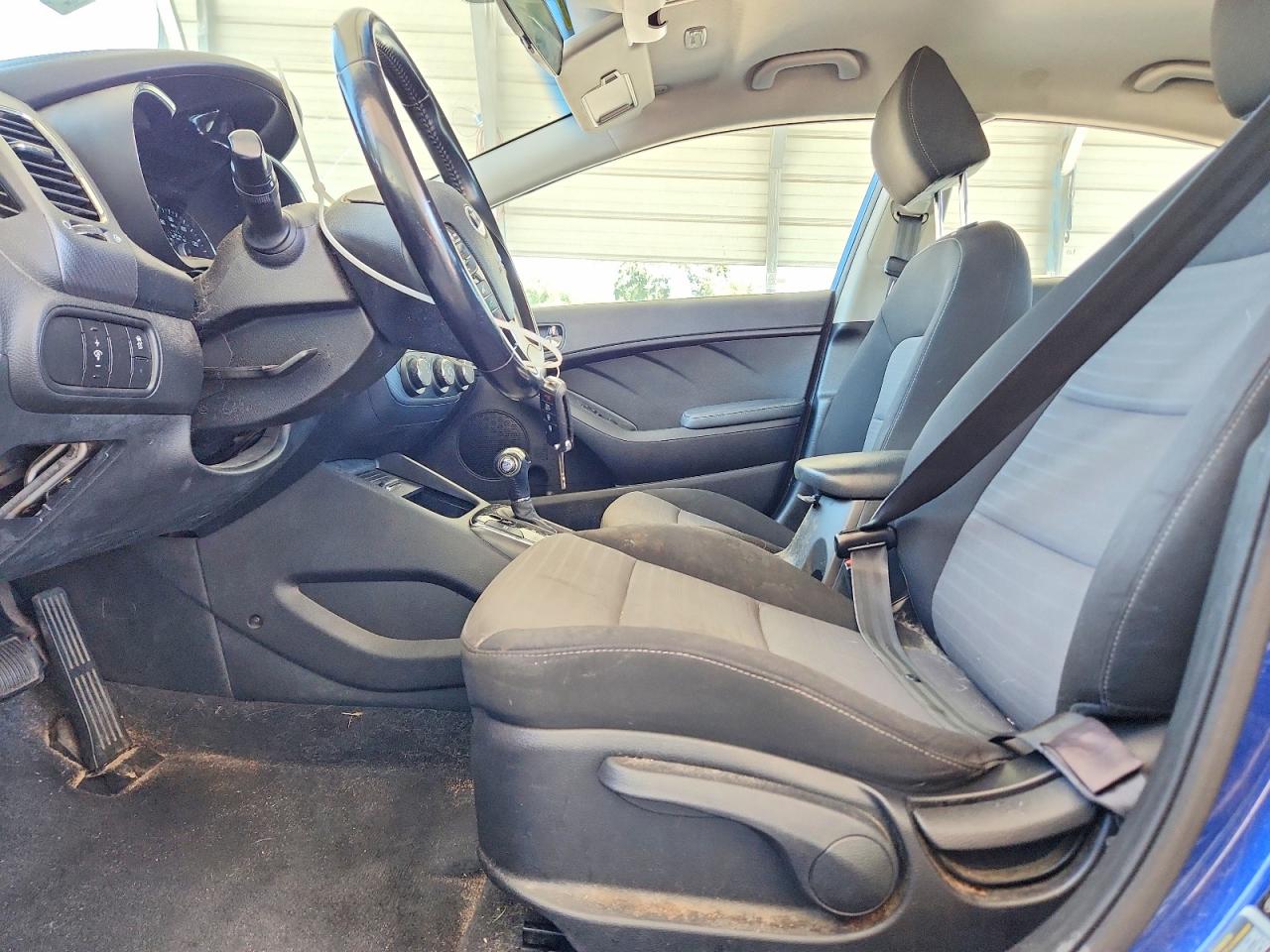 Kia Forte S