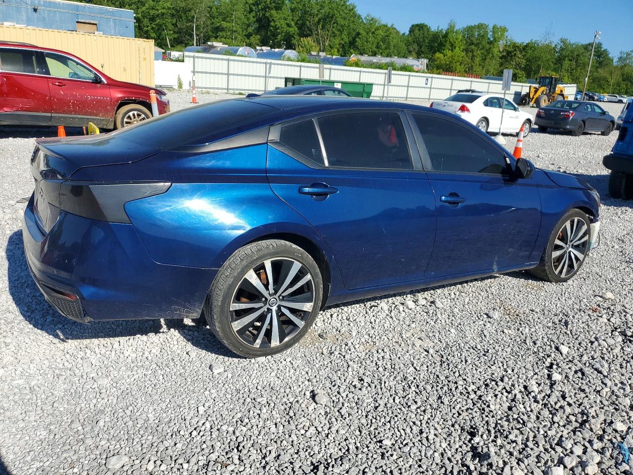 Nissan Altima Sr