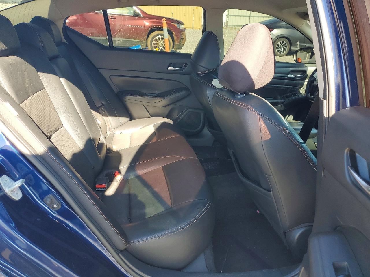 Nissan Altima Sr