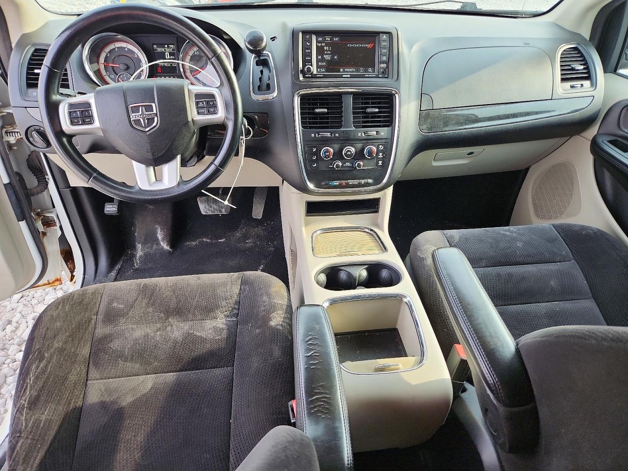 Dodge Caravan Sxt