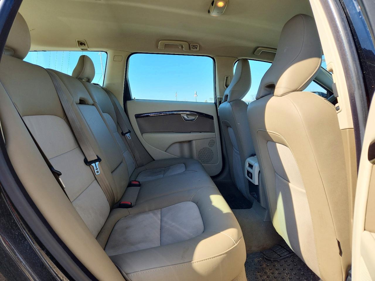 Volvo XC70 3.2