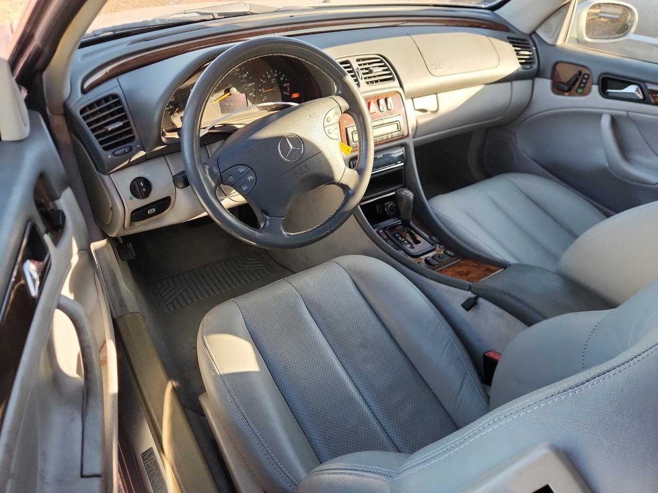 Mercedes-Benz Clk-class 320