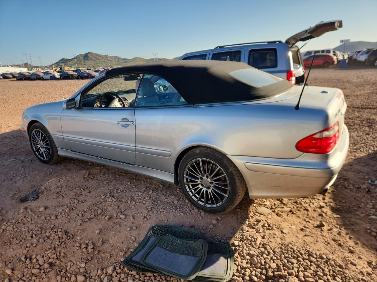 Mercedes-Benz Clk-class 320