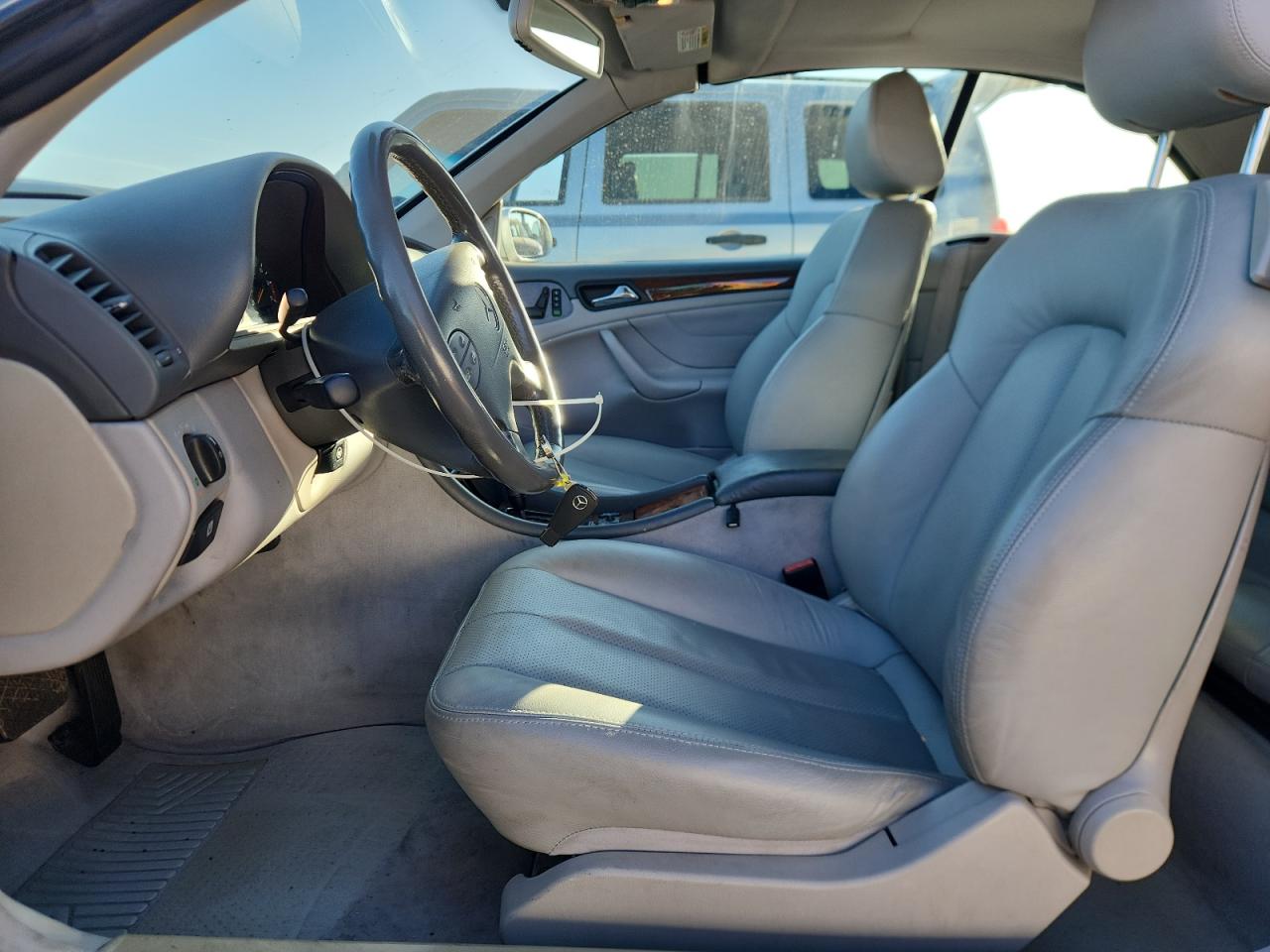 Mercedes-Benz Clk-class 320