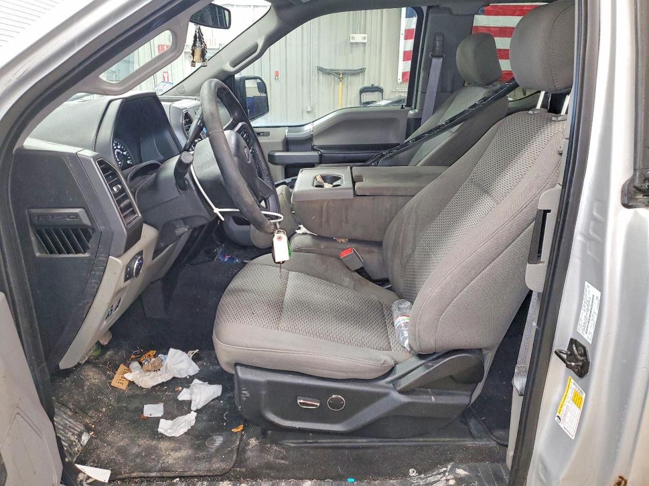 Ford F-150 Super Cab