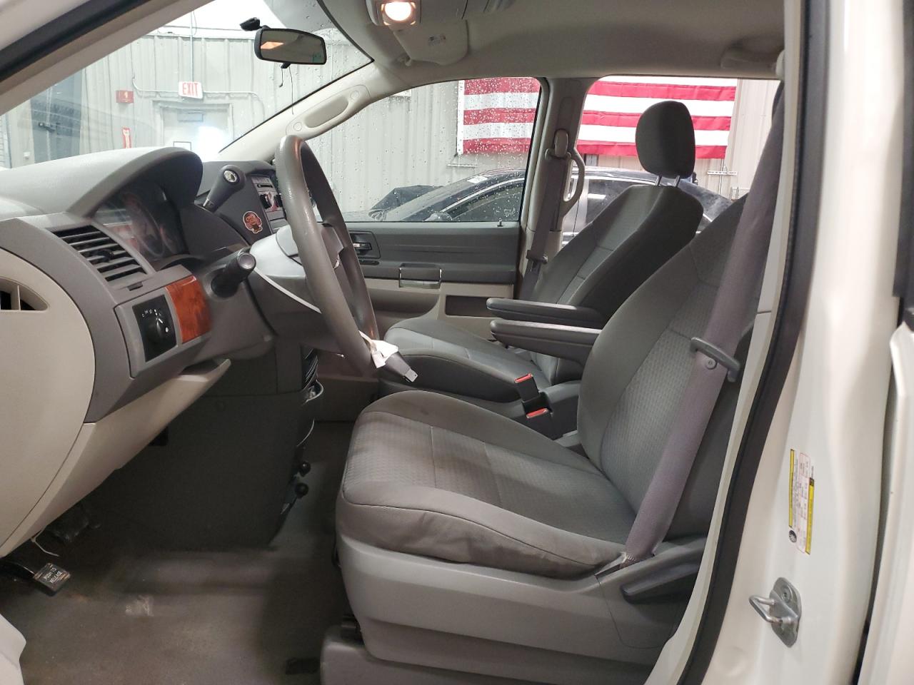 Chrysler Minivan Lx