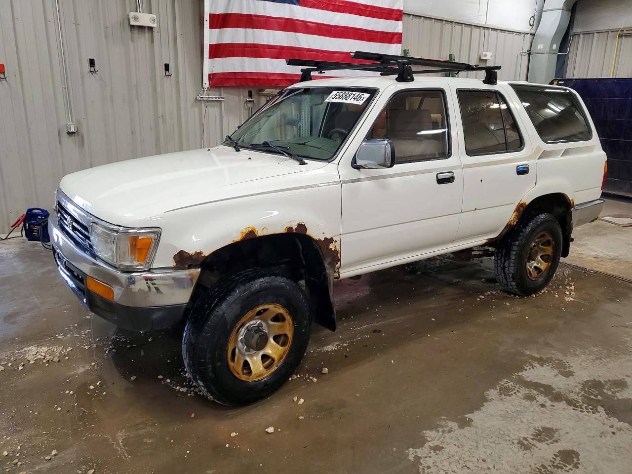 Salvage Toyota 4Runner Image