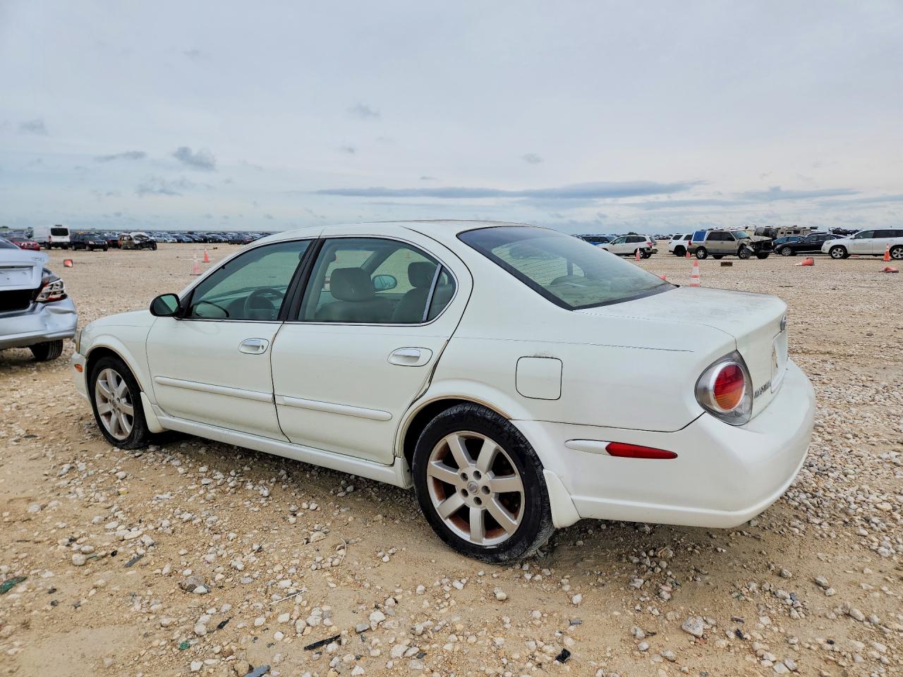 Nissan Maxima Gxe