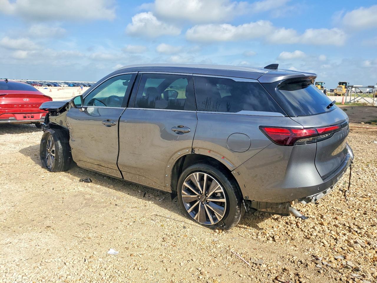 INFINITI Qx Luxe