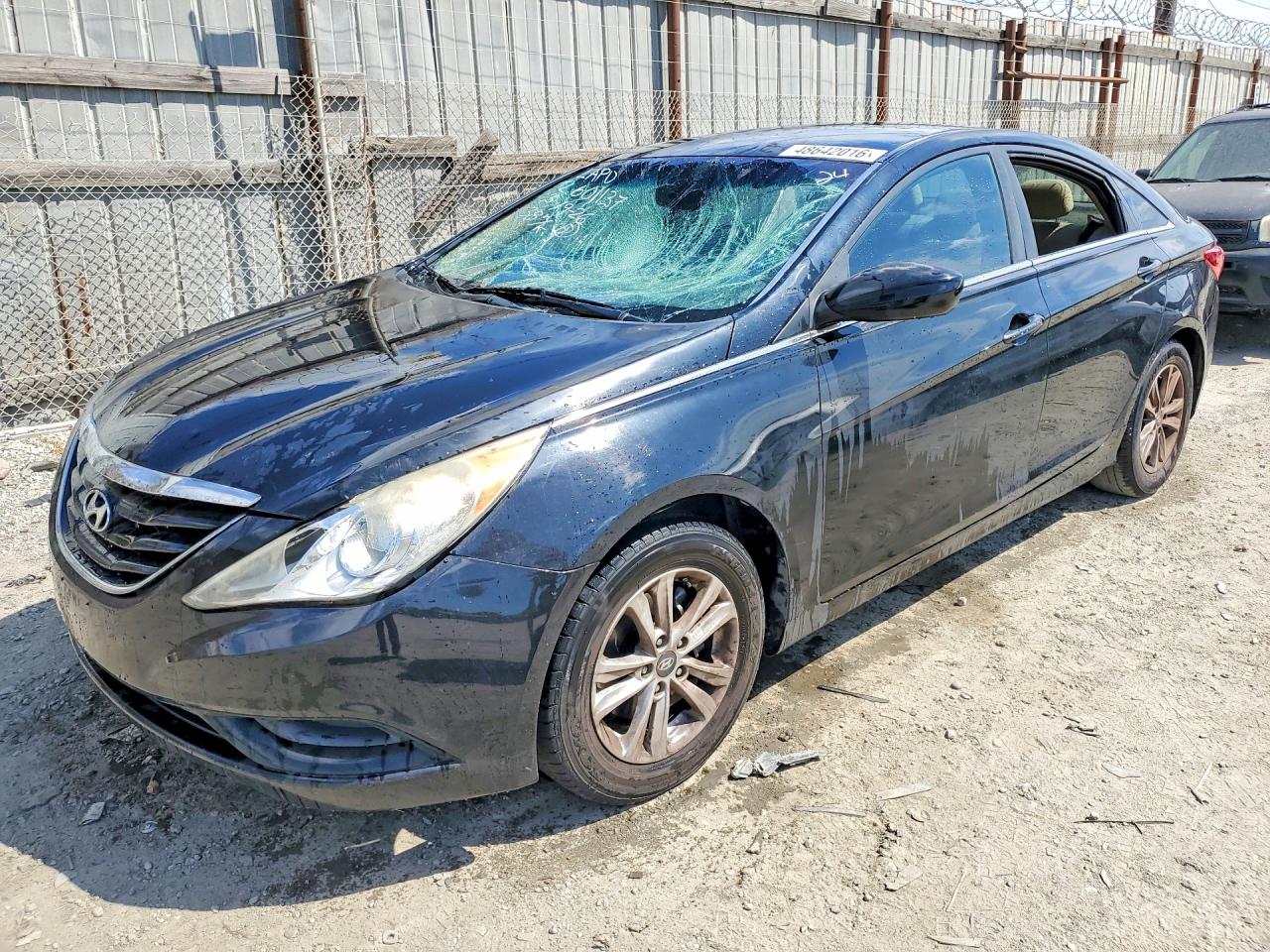 Salvage Hyundai SONATA Image