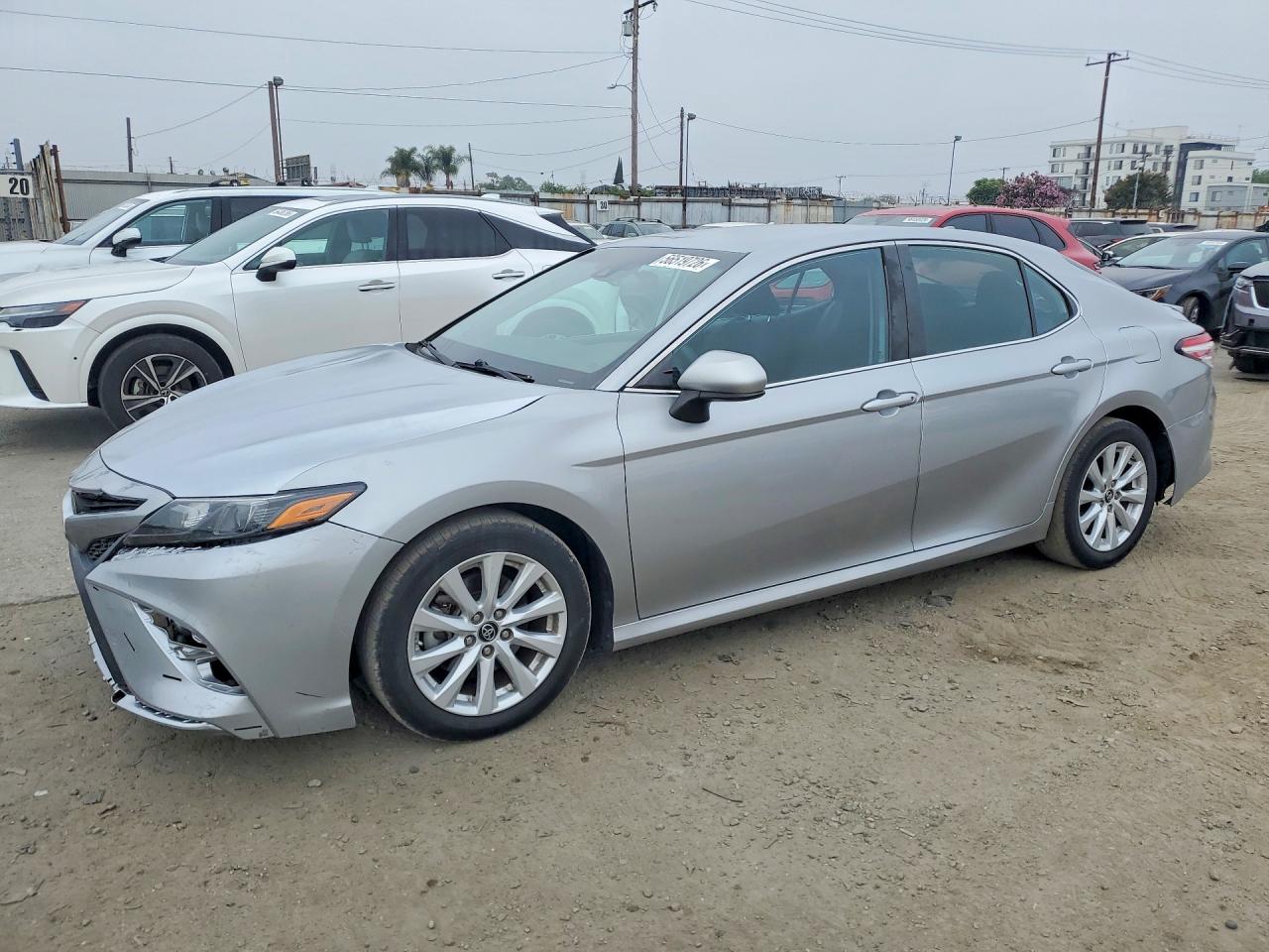 Salvage Toyota Camry Image