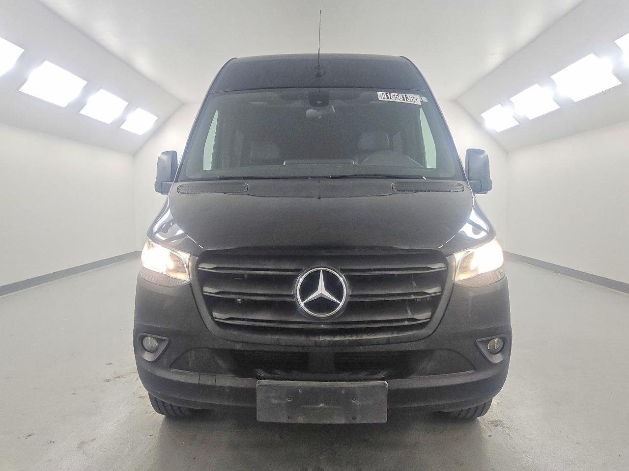 Mercedes-Benz Sprinter 2500