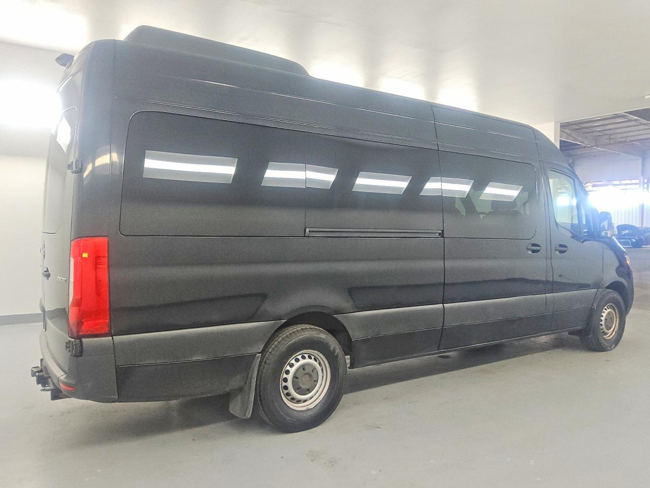 Mercedes-Benz Sprinter 2500