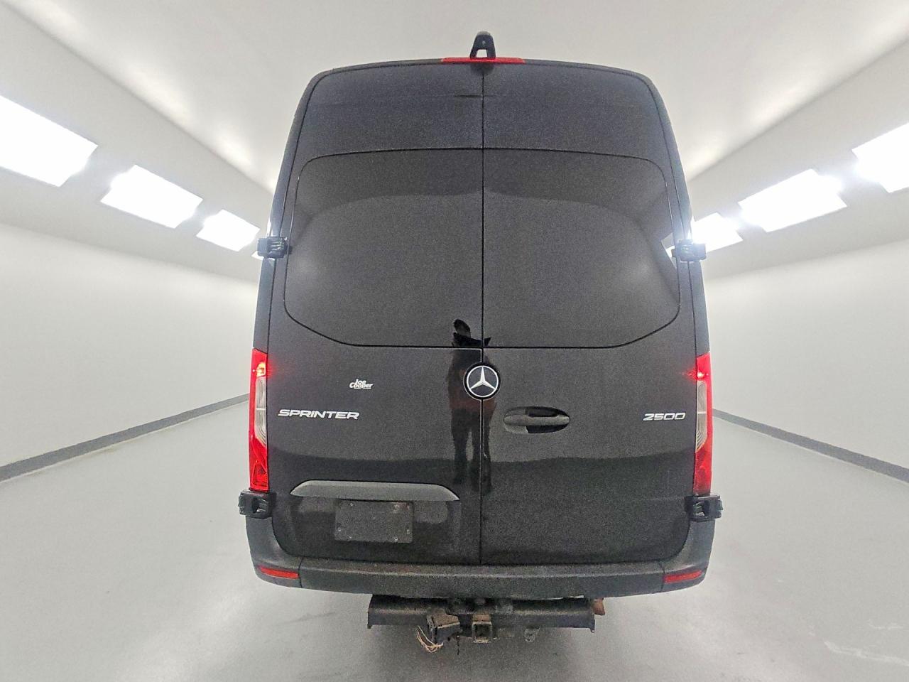 Mercedes-Benz Sprinter 2500